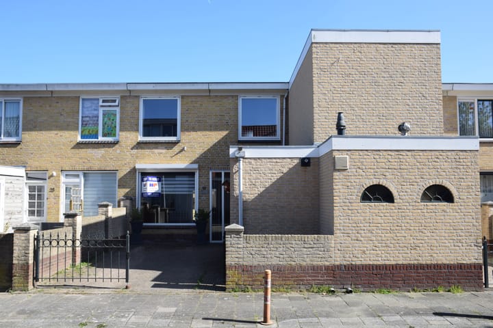 Foto 2 van Trompstraat 27