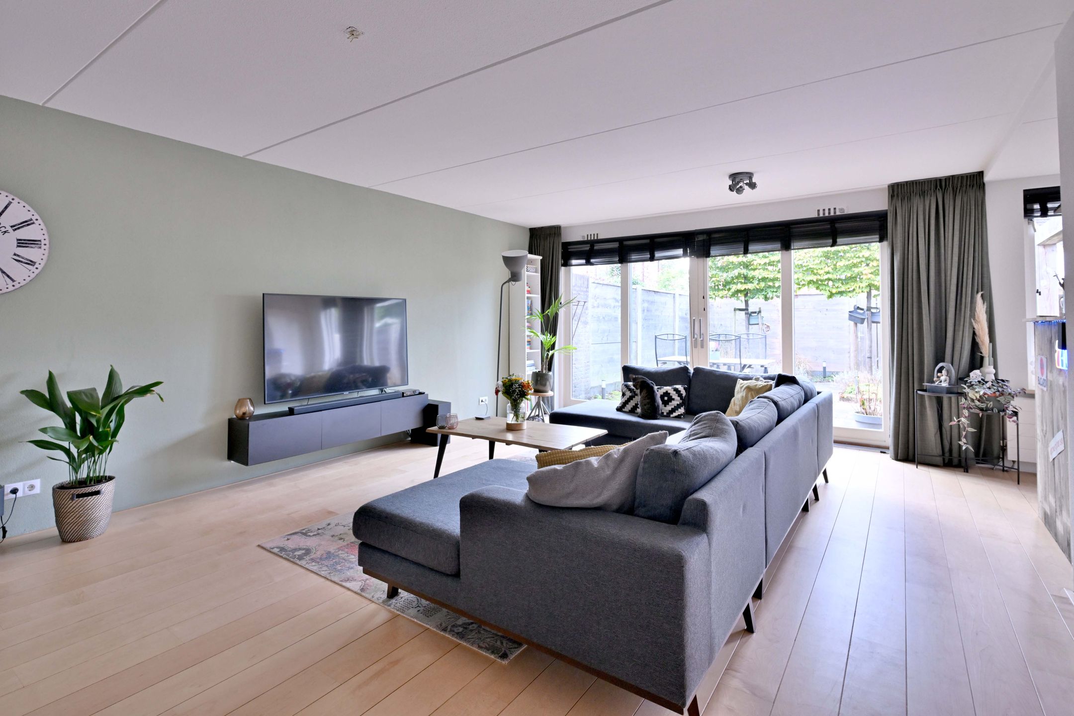 Photo 6 of Rolklaver 4