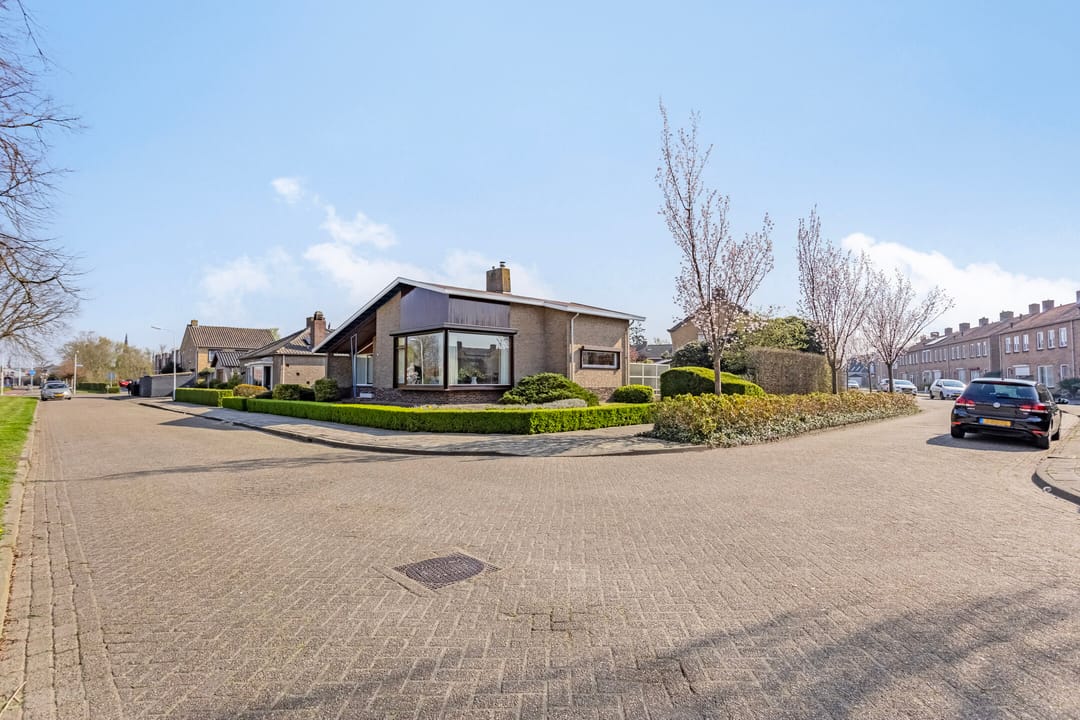 Foto 28 van Papegeulestraat 3