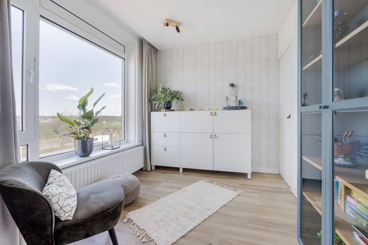 Photo 11 of Delftlaan 343-II