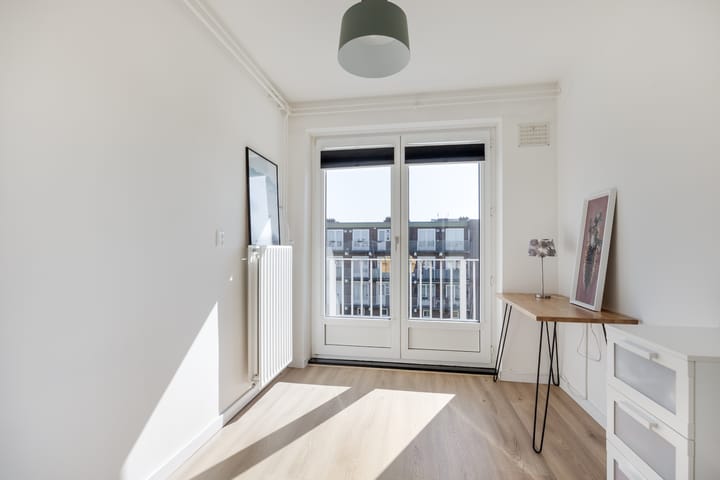 Photo 19 of Delftlaan 343-II