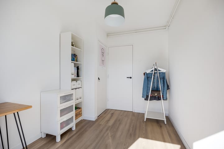 Photo 20 of Delftlaan 343-II