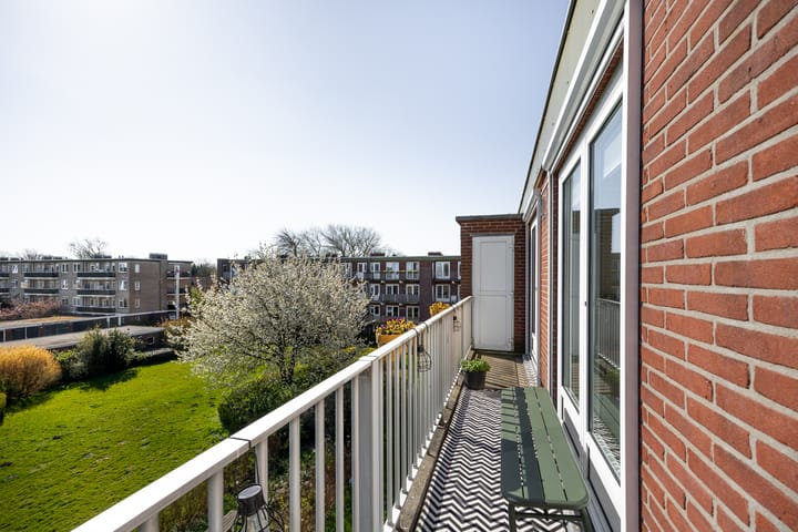 Photo 24 of Delftlaan 343-II