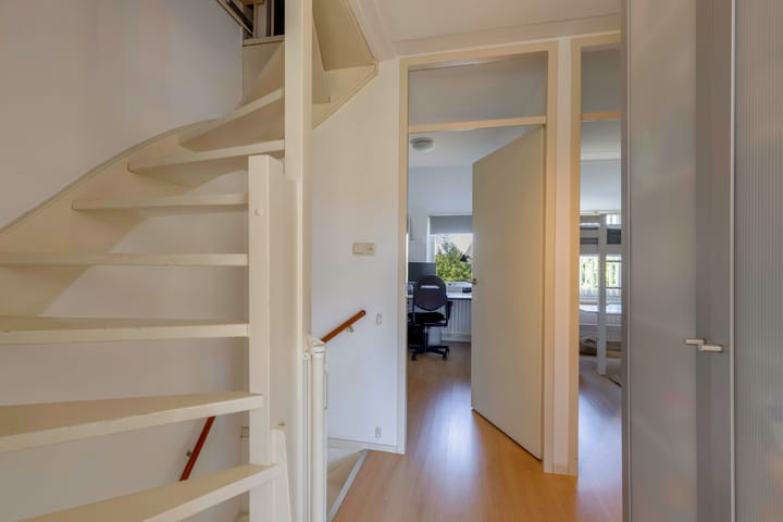 Foto 33 van Stal 301