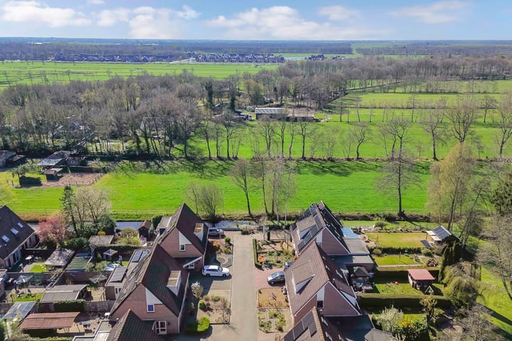 Foto 50 van Stal 301