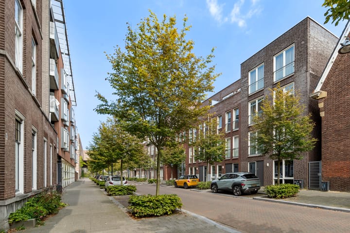 Foto 34 van Meerten Verhoffstraat 10-B5