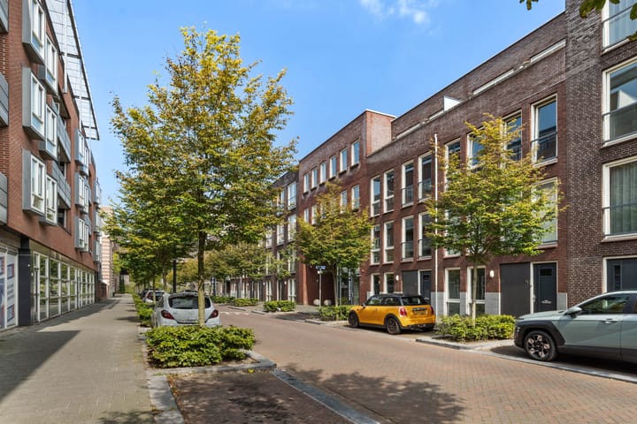 Foto 35 van Meerten Verhoffstraat 10-B5