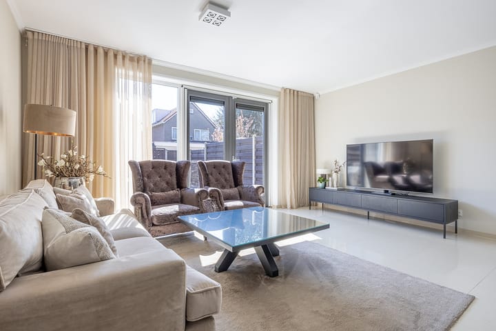 Foto 8 van Bloemstraat 10