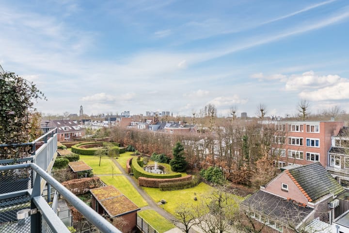 Foto 22 van Hengeveldstraat 158