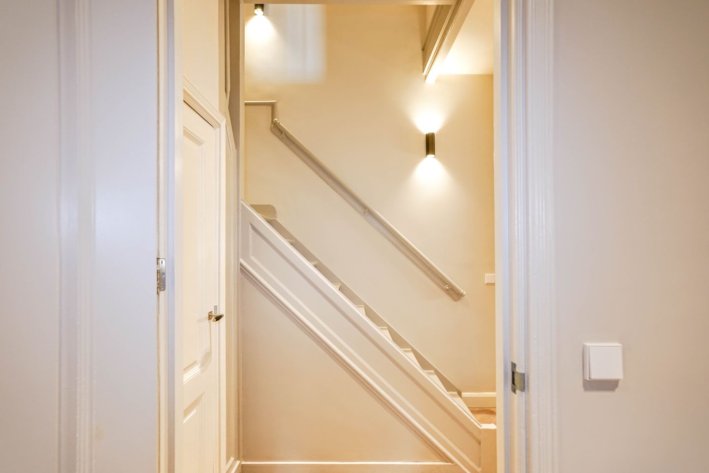 Foto 25 van Van Weede van Dijkveldstraat 46