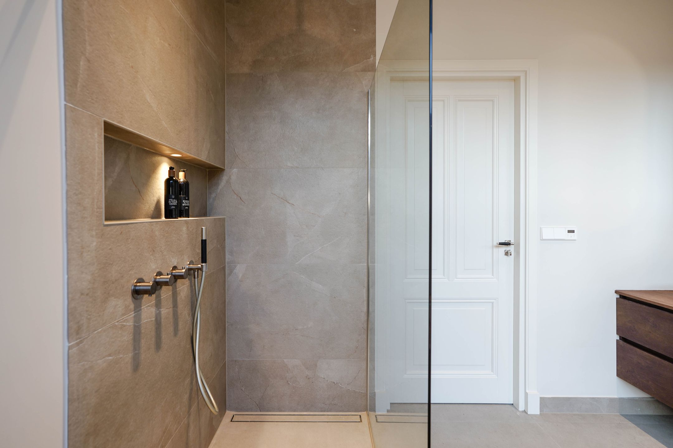 Foto 33 van Van Weede van Dijkveldstraat 46