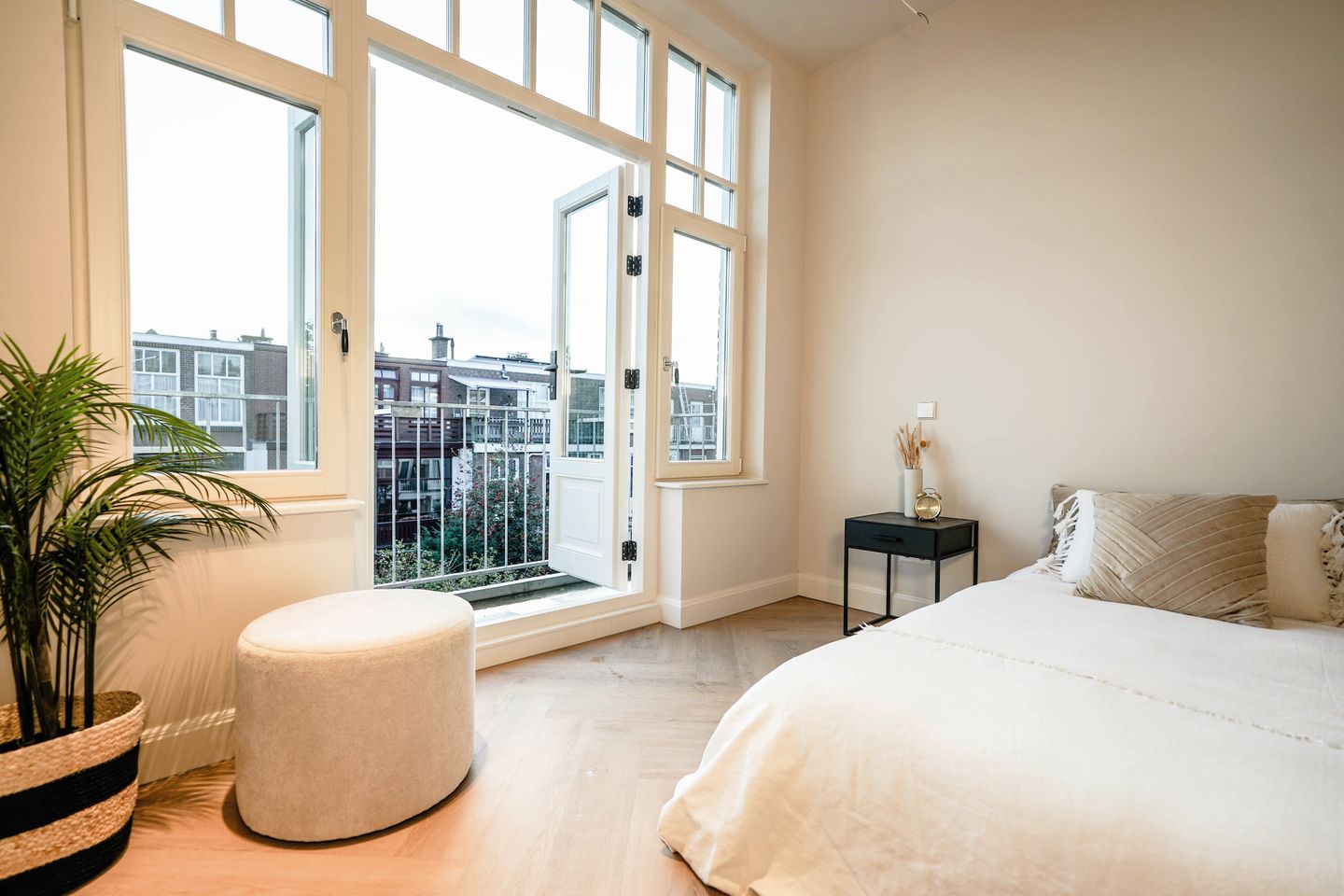 Foto 35 van Van Weede van Dijkveldstraat 46