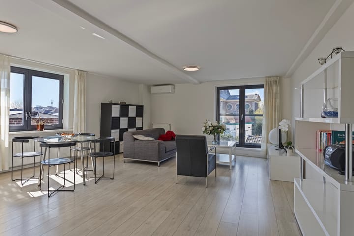 Foto 4 van Naarderstraat 39-B