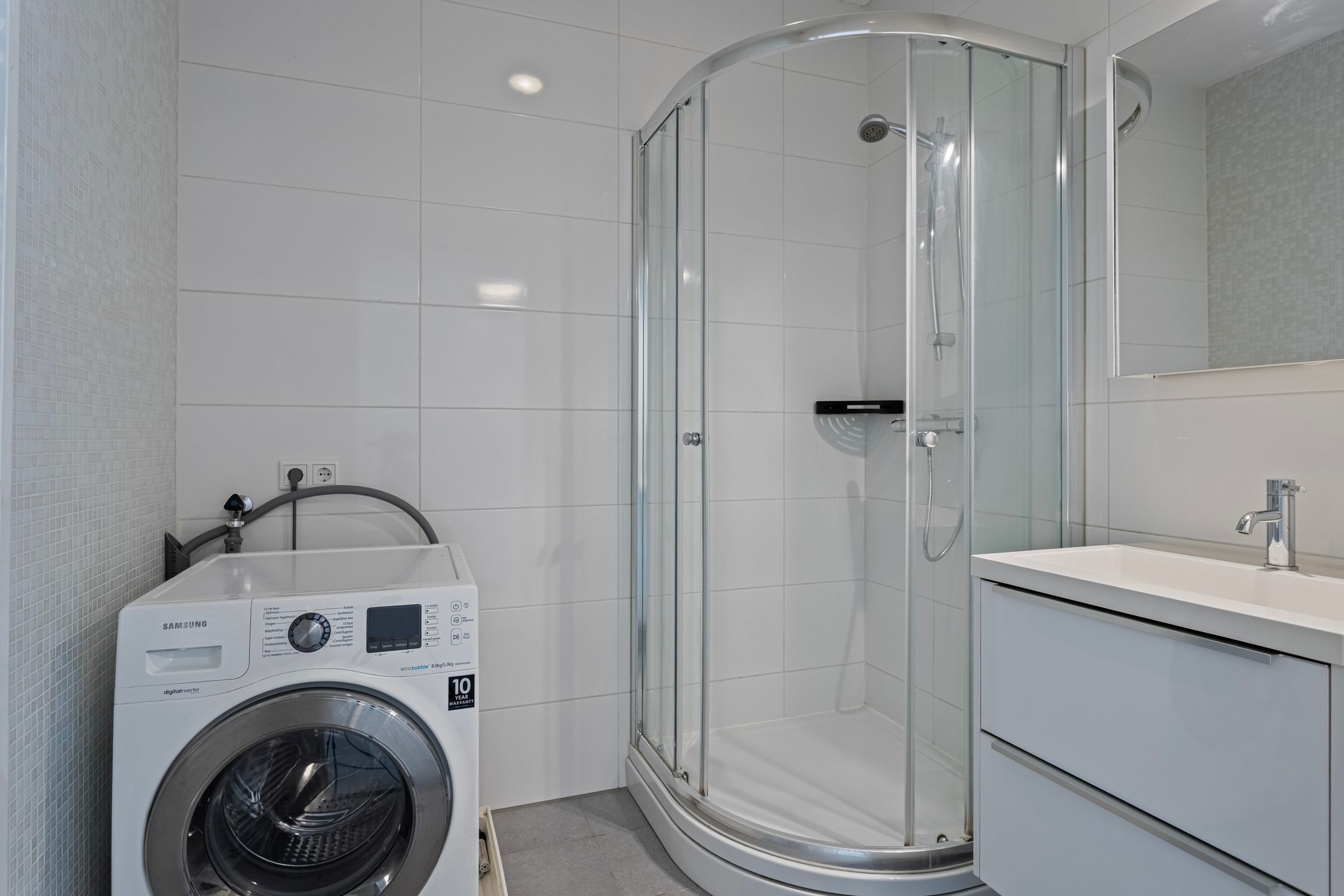 Photo 15 of Naarderstraat 39-B