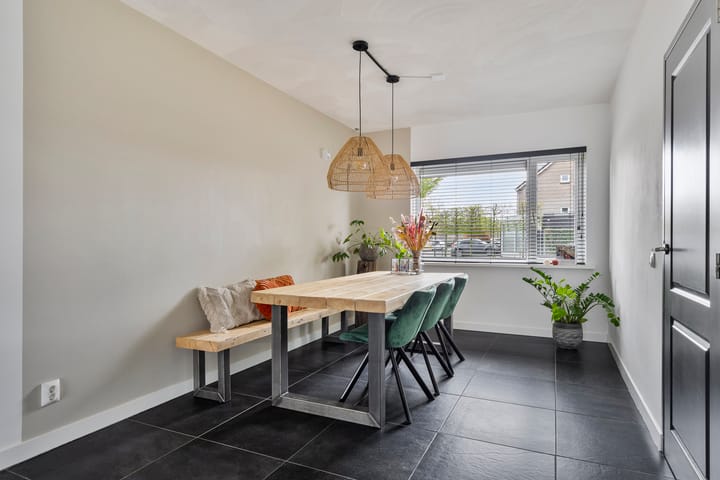 Foto 2 van De Ruyterstraat 35