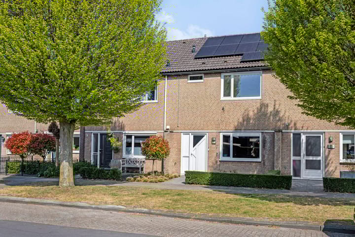 Foto 6 van De Ruyterstraat 35