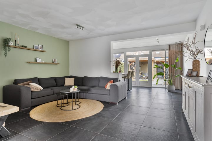 Foto 10 van De Ruyterstraat 35