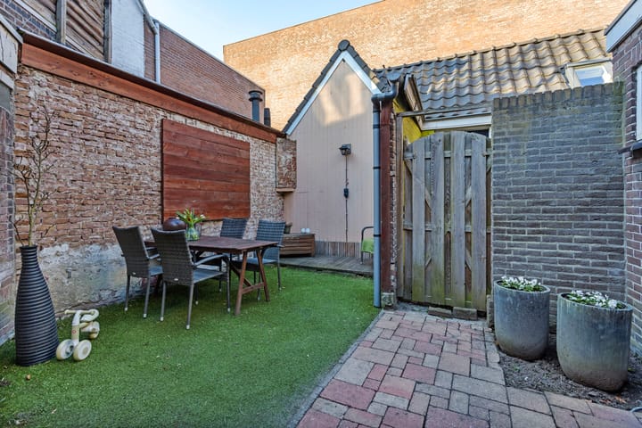 Foto 34 van Molenstraat 229