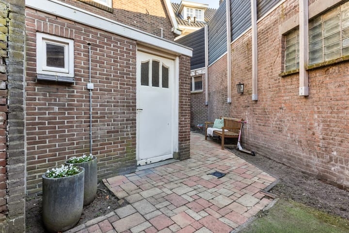 Foto 36 van Molenstraat 229