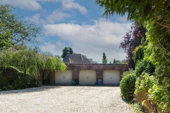 Foto 43 van Stationsstraat 2