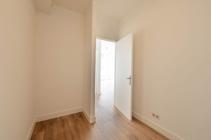 Foto 32 van Oostwal 1-A