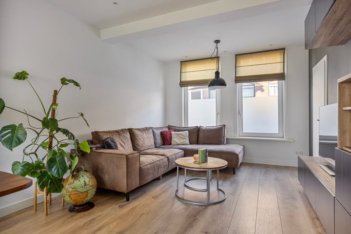 Foto 10 van Machinistenstraat 19