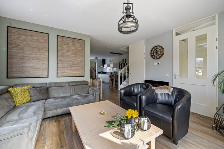 Foto 5 van Middenhof 1