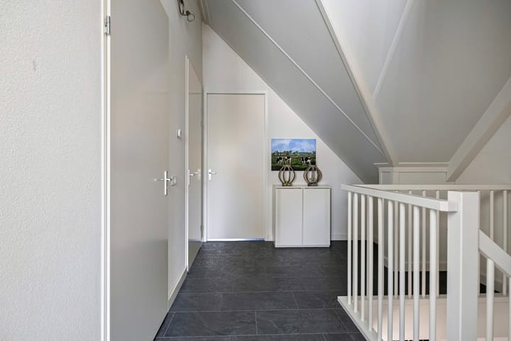 Foto 15 van Middenhof 1