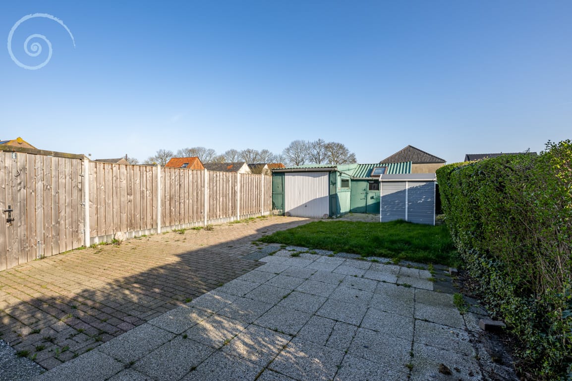 Photo 3 of Emmastraat 17