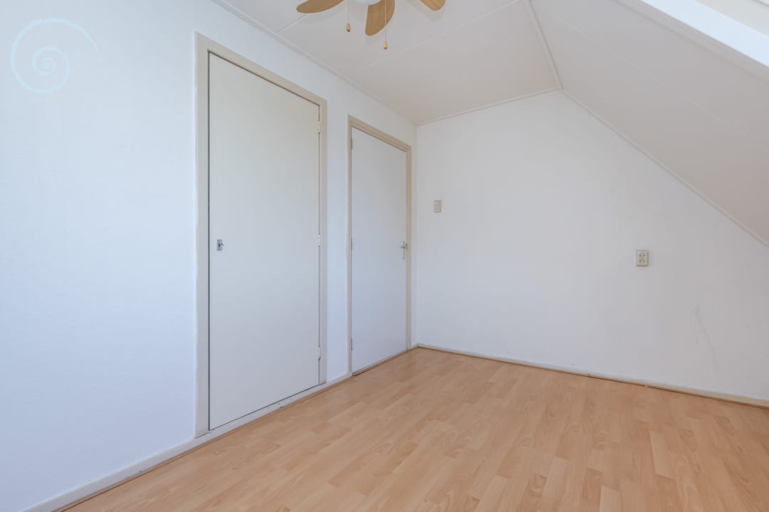 Photo 22 of Emmastraat 17