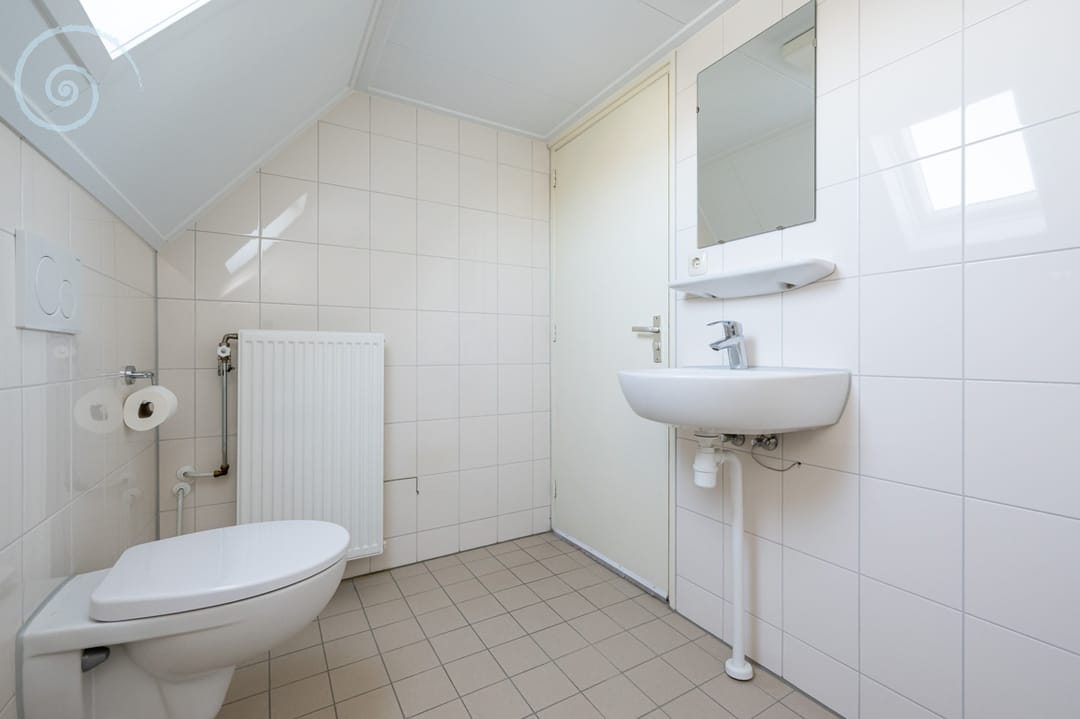 Photo 26 of Emmastraat 17