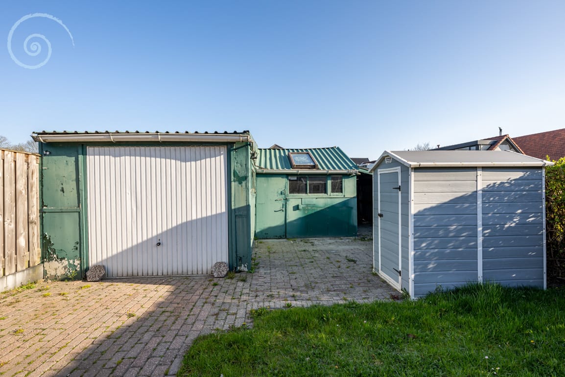 Photo 33 of Emmastraat 17