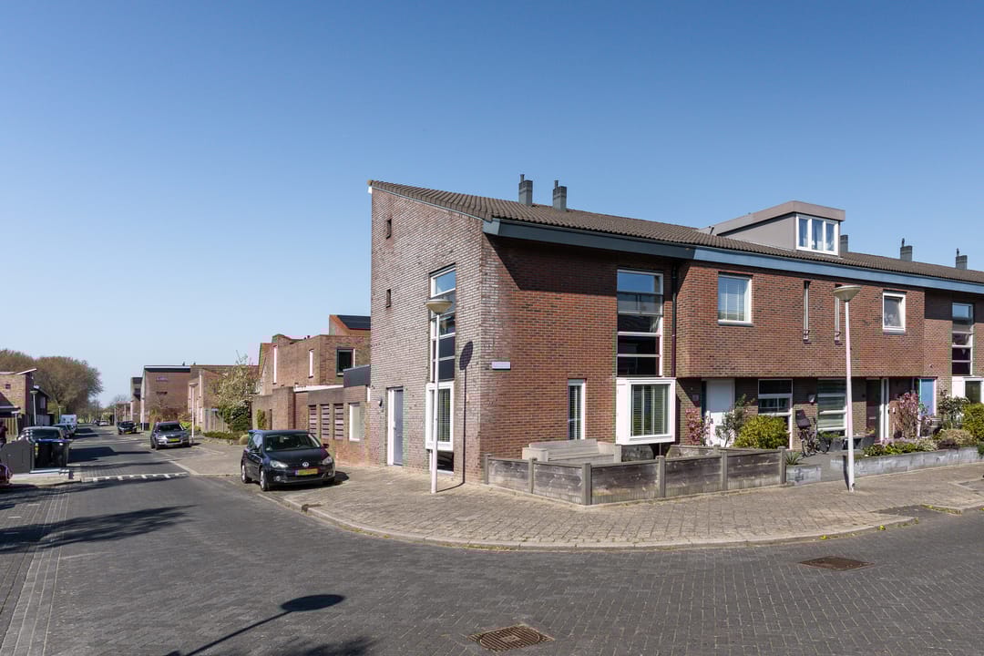 Photo 1 of Zevenblad 29