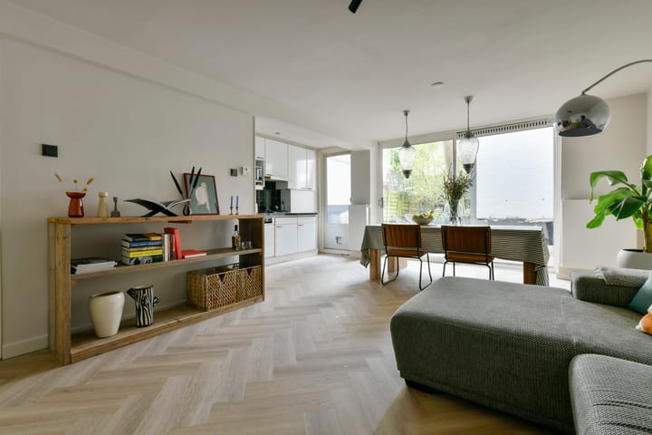 Foto 4 van Linnaeusstraat 17-H