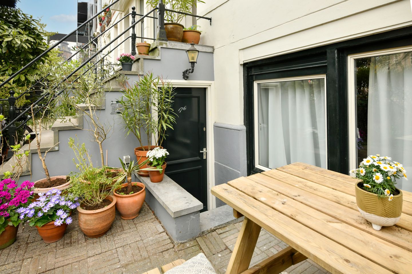 Foto 19 van Linnaeusstraat 17-H