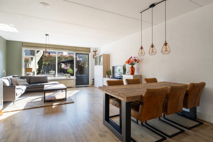 Foto 2 van Foster Dullesdreef 23