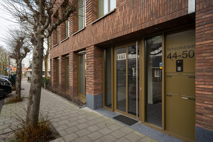 Photo 4 of Schoolstraat 46