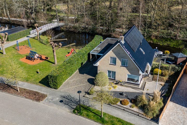 Foto 1 van De Buffer 32