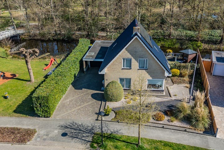 Foto 70 van De Buffer 32