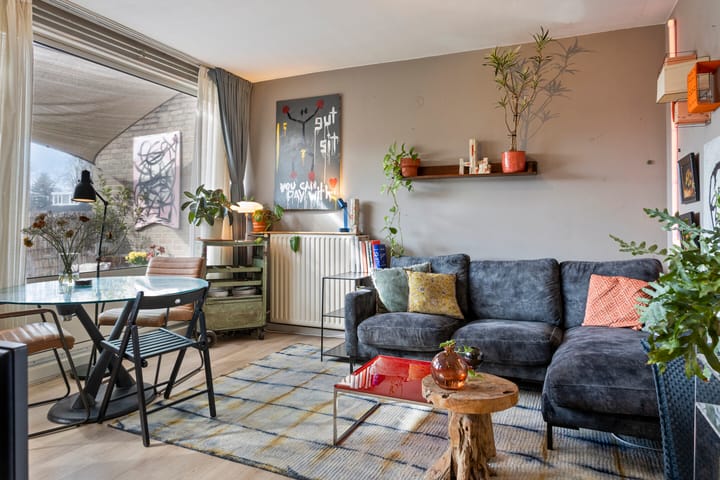 Foto 2 van Moleneindplein 2-A