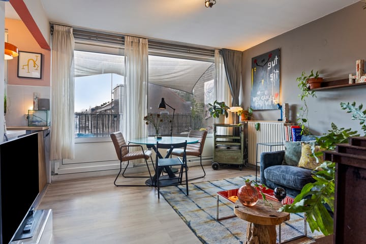 Foto 3 van Moleneindplein 2-A