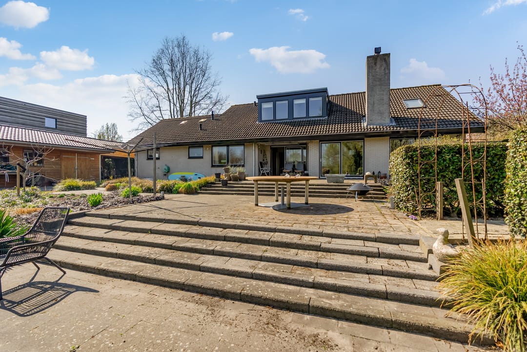 Photo 1 of Kon Willem III-straat 1