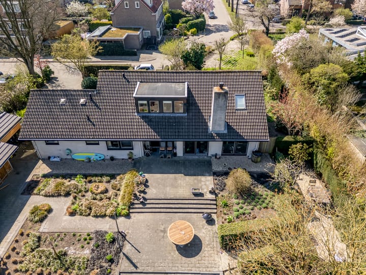 Photo 2 of Kon Willem III-straat 1