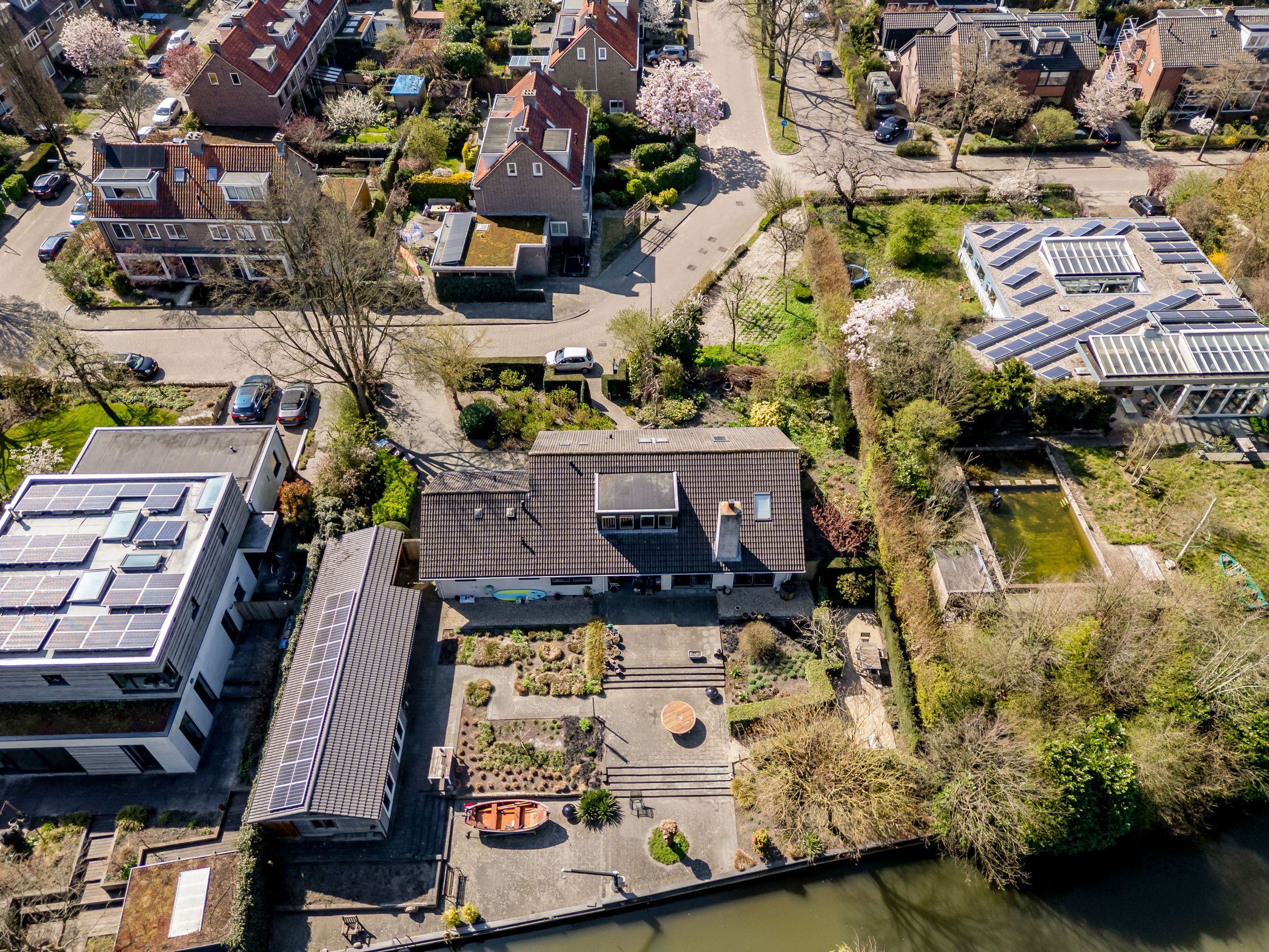 Photo 3 of Kon Willem III-straat 1