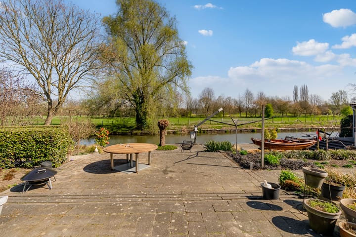 Photo 4 of Kon Willem III-straat 1