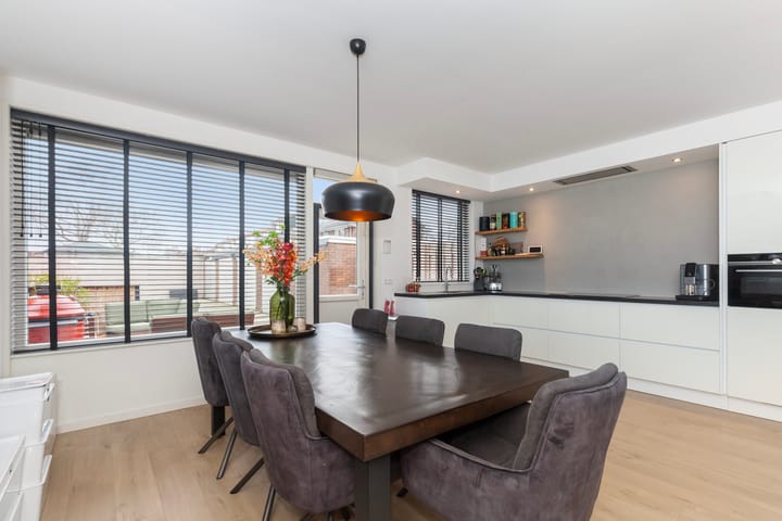 Foto 12 van Juliana van Stolbergstraat 32