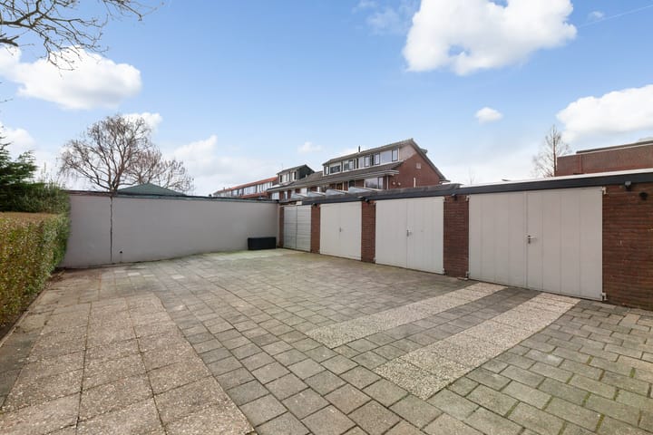 Foto 37 van Juliana van Stolbergstraat 32