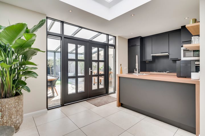 Foto 5 van Meewisstraat 6