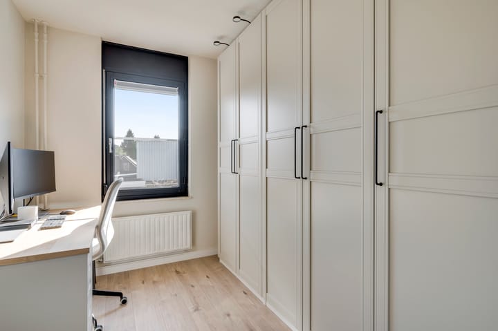 Foto 21 van Meewisstraat 6