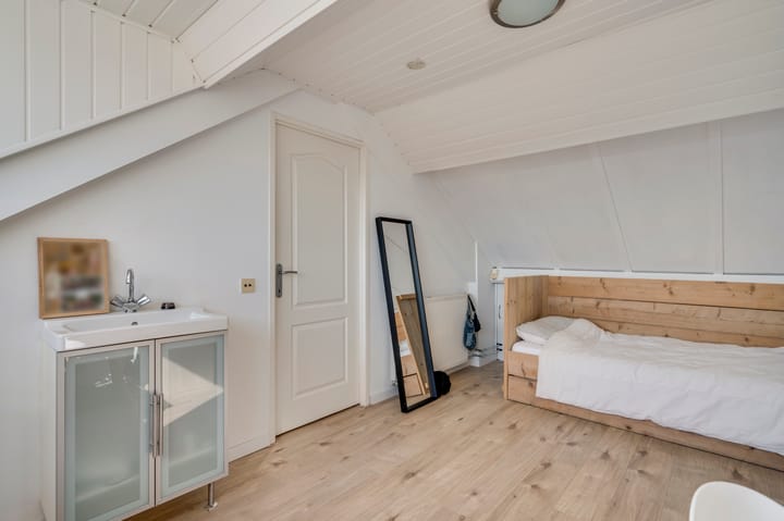 Foto 27 van Meewisstraat 6